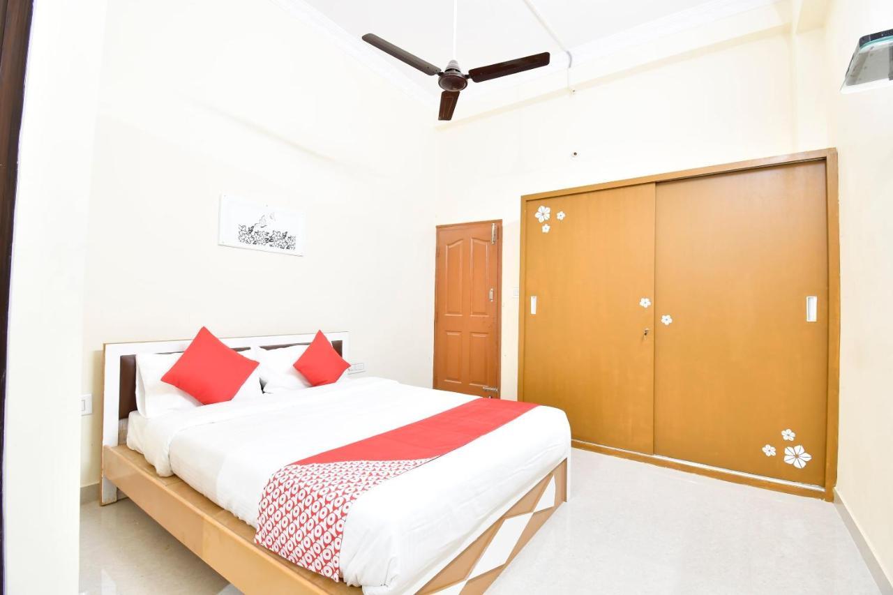 Oyo 44065 Sri Krishna Nilaya Hotel Bangalore Eksteriør billede